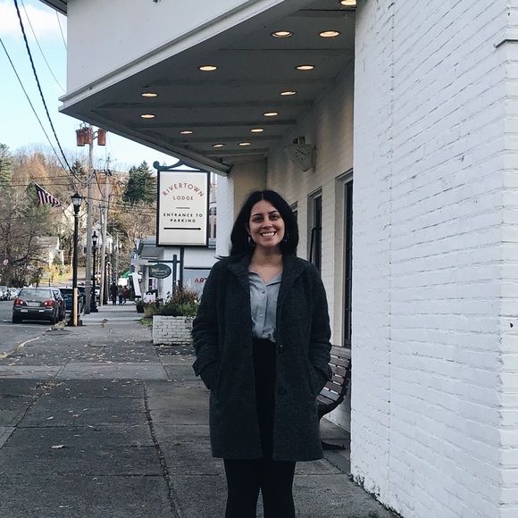 Meet your Posher, Gisselle - Picture 5 of 6